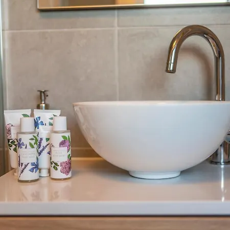 M&f Sweet In Grey Apartment Vilvoorde
